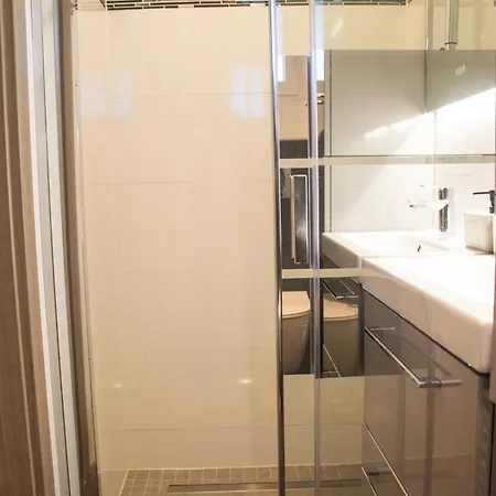Moderne Διαμέρισμα